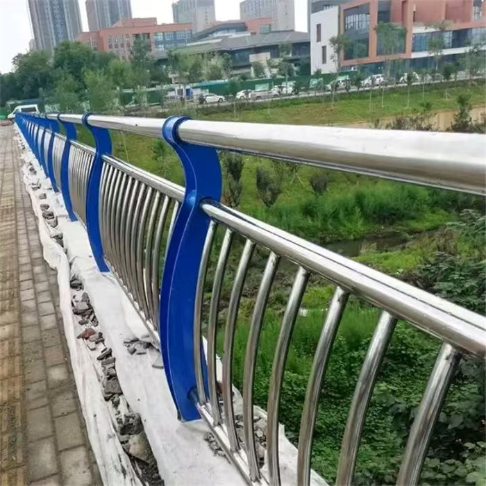 选公路护栏厂家全国统一价