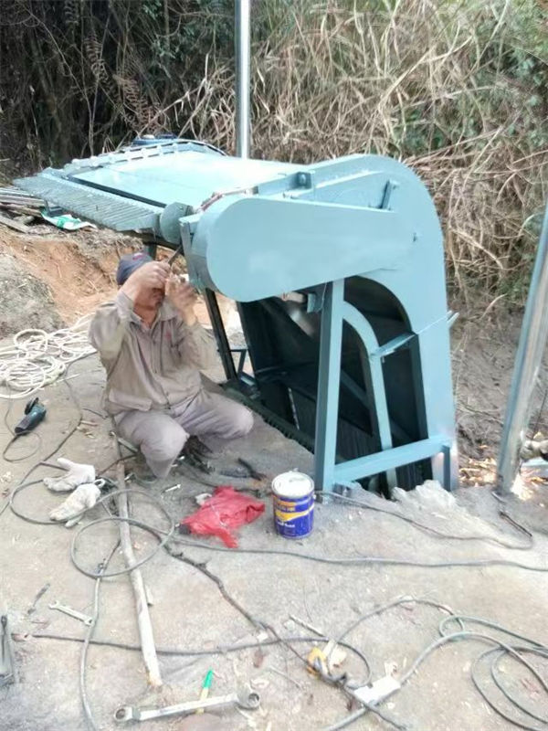 清污机-反捞式格栅清污机用心细节