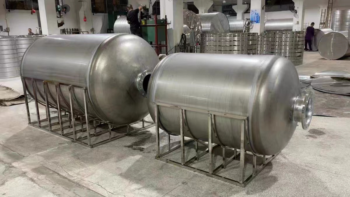 承压罐直供厂家辉煌值得信赖