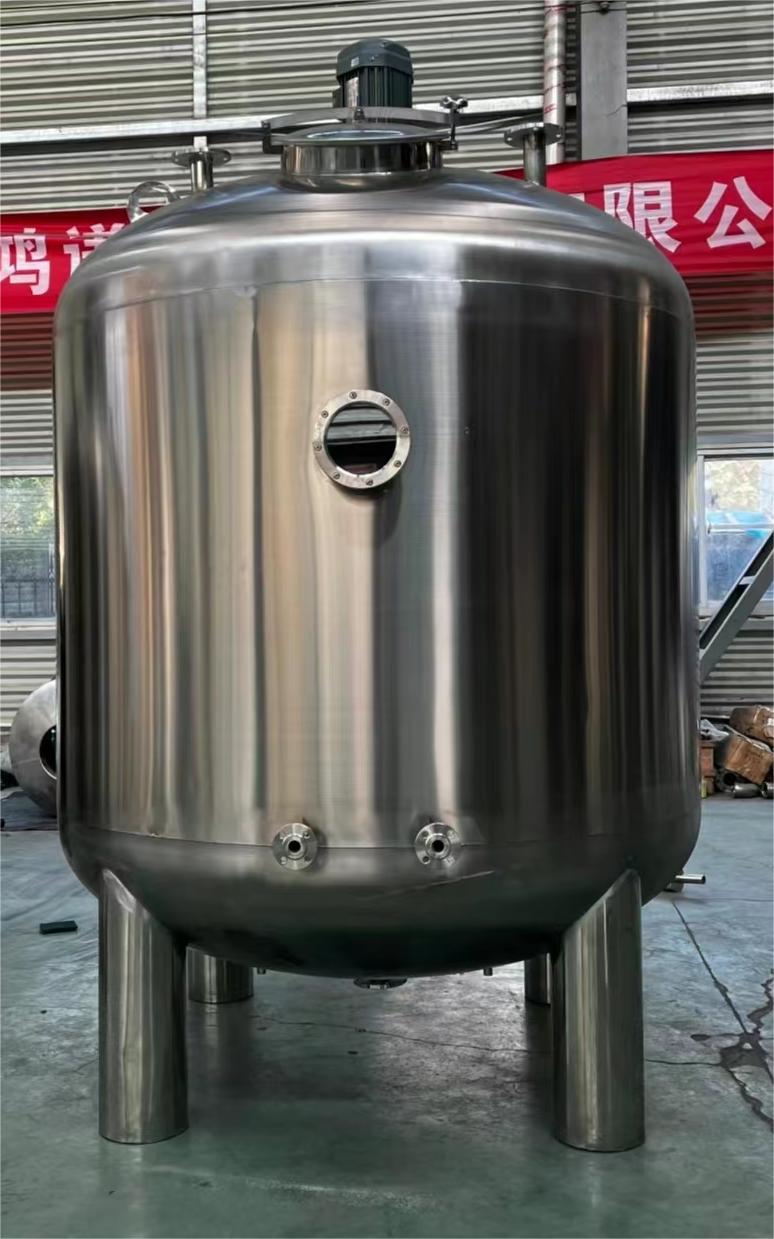 卧式承压水箱质优价廉0.6-1.0Mpa