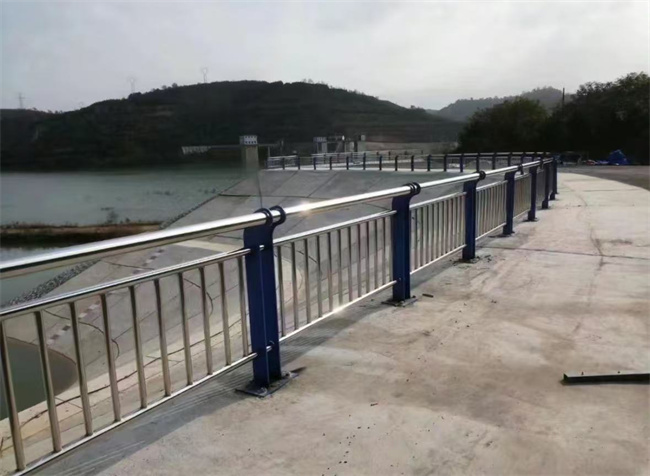 护栏产地批发