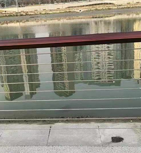  桥梁护栏  不用严谨工艺