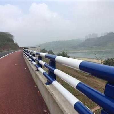 护栏保质保量