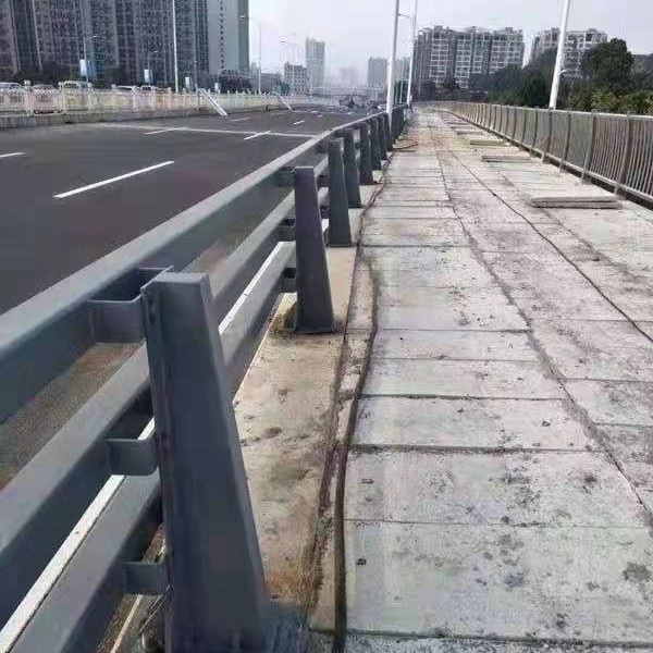 护栏品质做服务