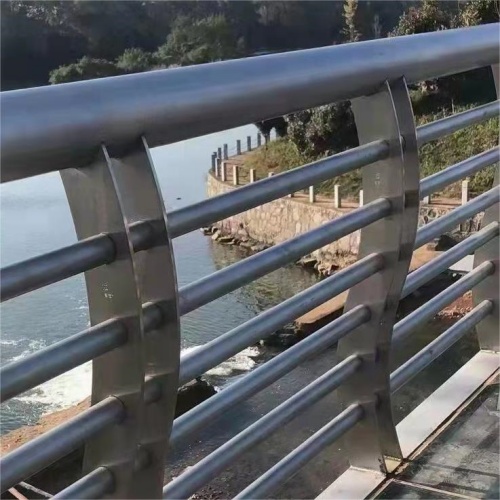 护栏出厂价