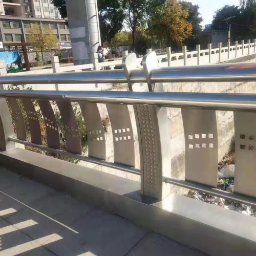 不锈钢市政护栏厂家实力大厂家