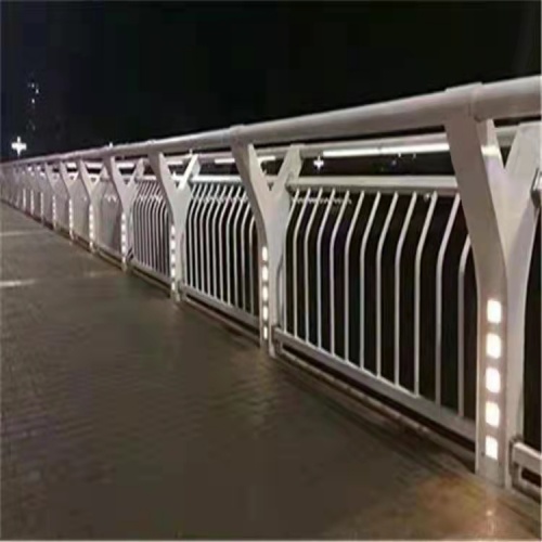 优选：人行道护栏厂家基地