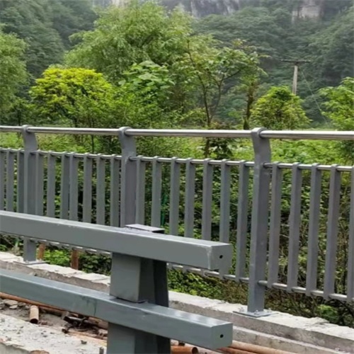 护栏厂家直销供货稳定