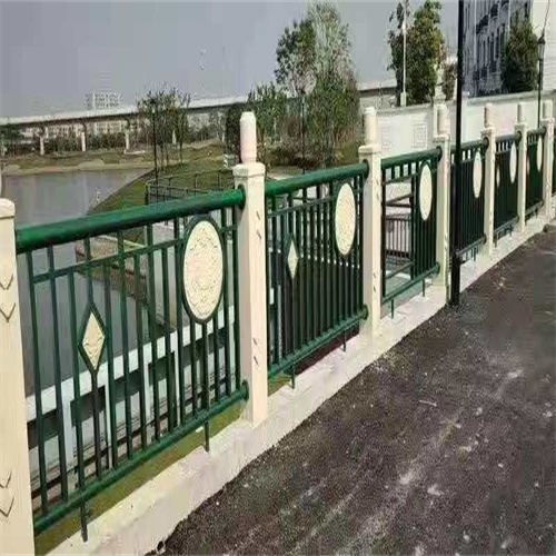不锈钢河道护栏供应商-长期合作