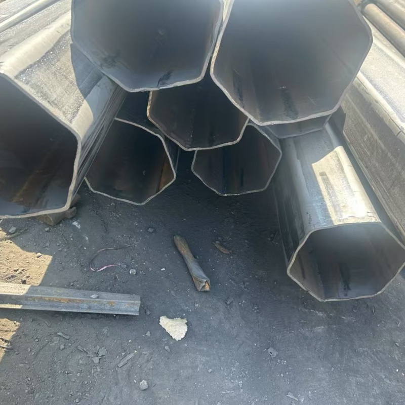 面包镀锌管厂家质优价廉