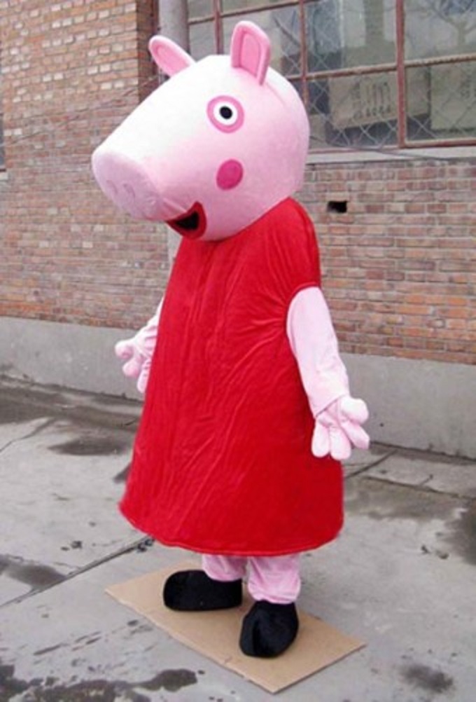 经典人偶服装定制厂家,卡通玩偶服质地良