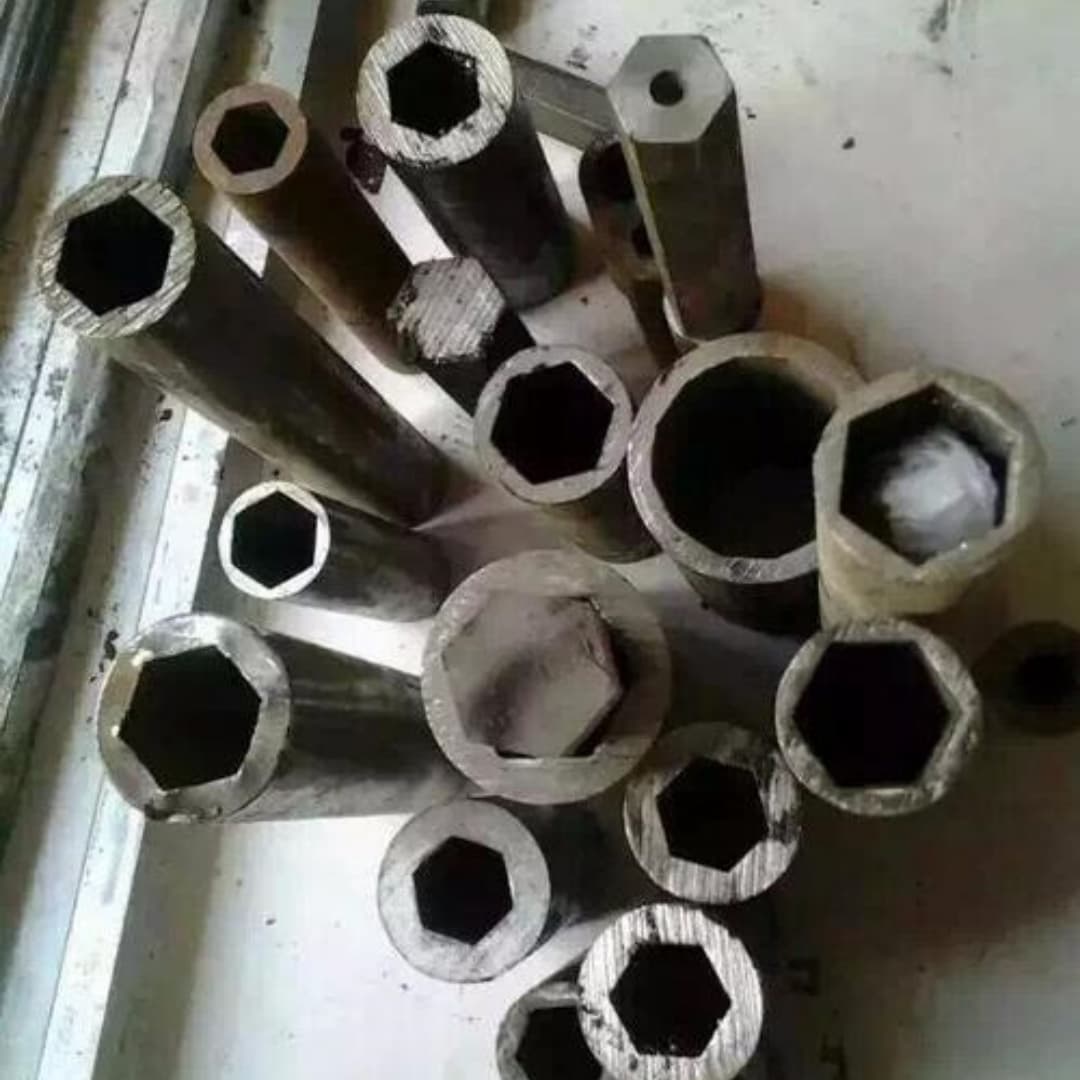 异型管快速物流发货