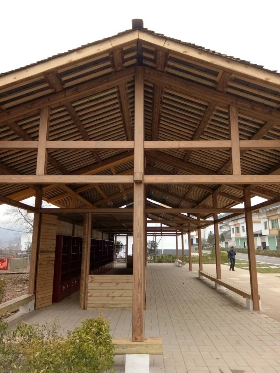 廊架护栏木纹漆，钢结构仿木纹漆，仿古木纹漆全包施工价格