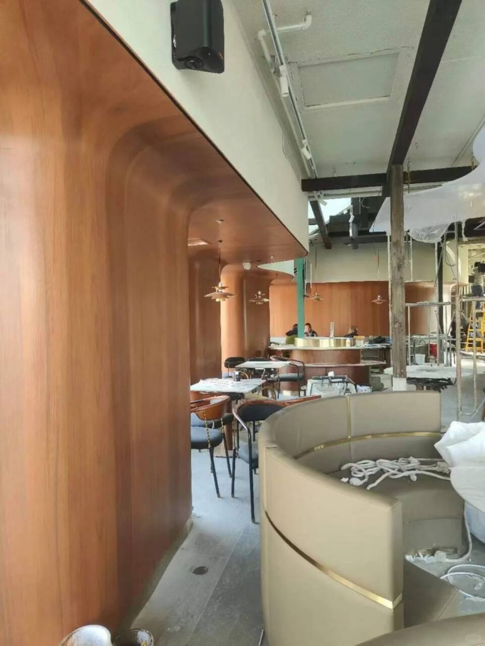 不锈钢仿木纹漆，长廊花架木纹漆，水性木纹漆施工厂家