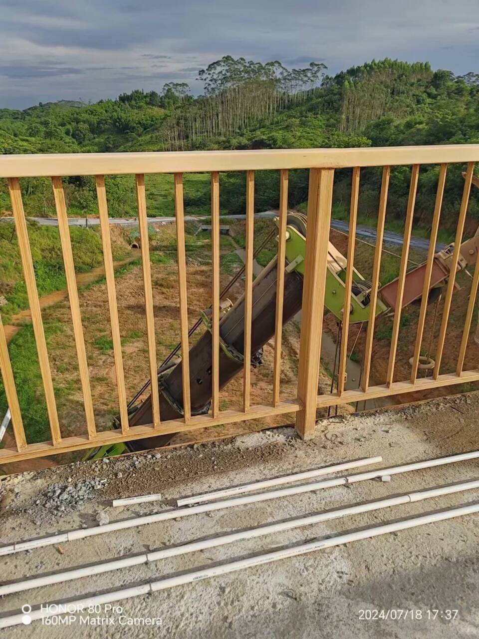 不锈钢仿木纹漆，长廊花架木纹漆，水性木纹漆施工厂家