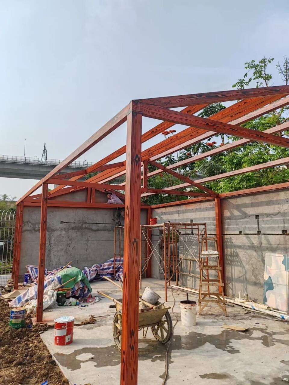 不锈钢仿木纹漆,长廊花架木纹漆,水性木纹漆全包施工价格
