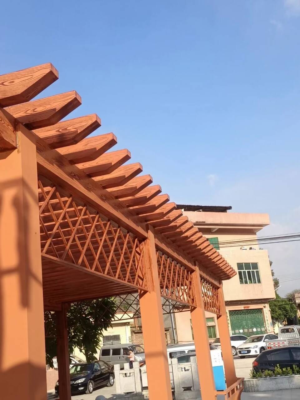 廊架长廊木纹漆，钢结构金属面木纹漆，仿木纹漆施工价格