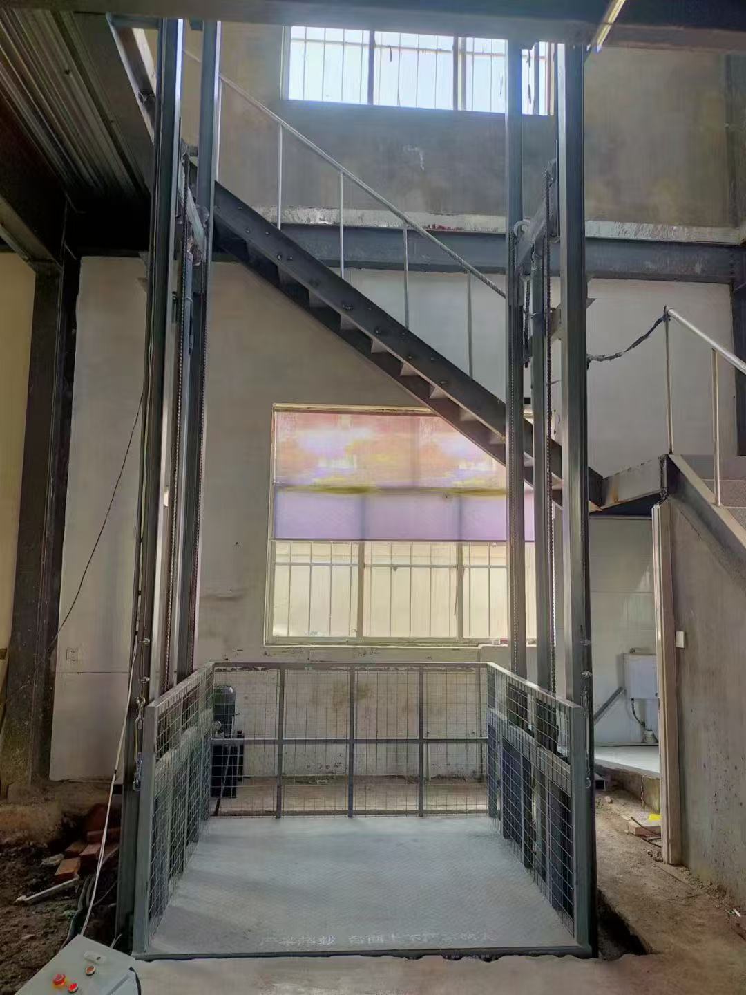 车间导轨式升降货梯厂家
