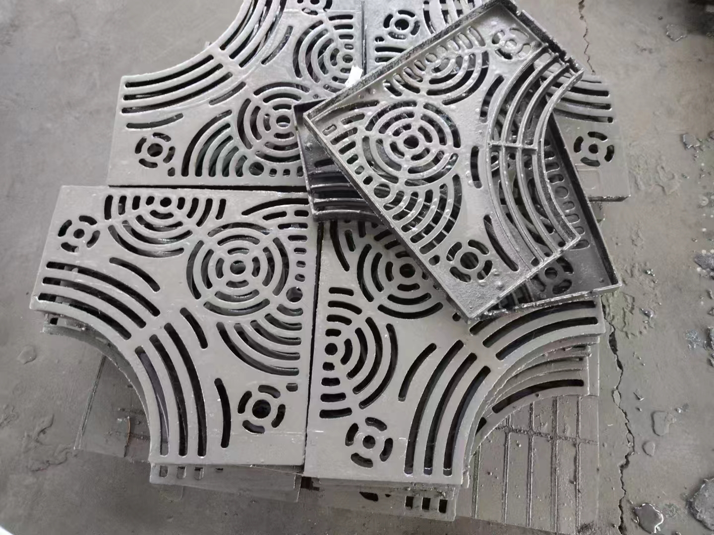 圆形漏水箅子规格尺寸建通铸造厂家