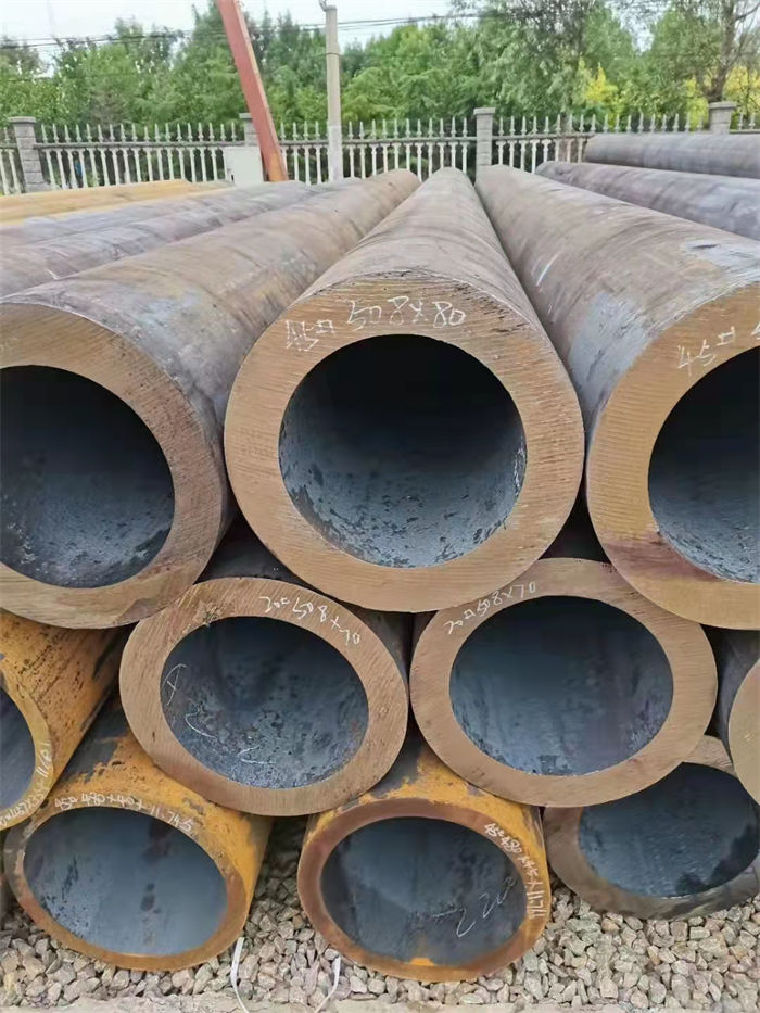 无缝钢管多种规格库存充足