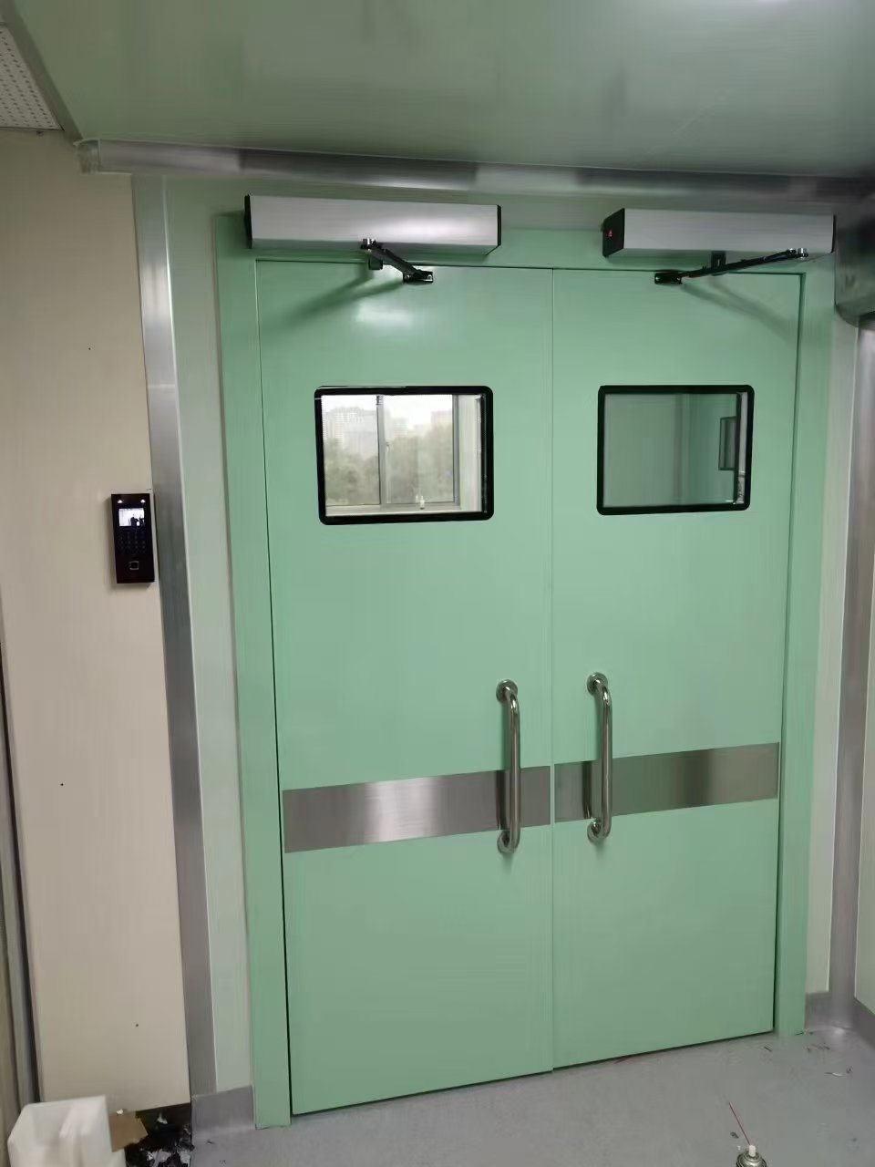 铅门铅箱专注细节专注品质